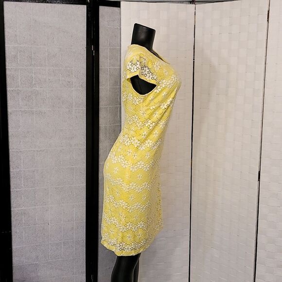 BRAND NEW R&K LACE FLORAL CAP SLEEVE HIDDEN ZIPPER CLOSURE SHEATH DRESS - Picture 4 of 12